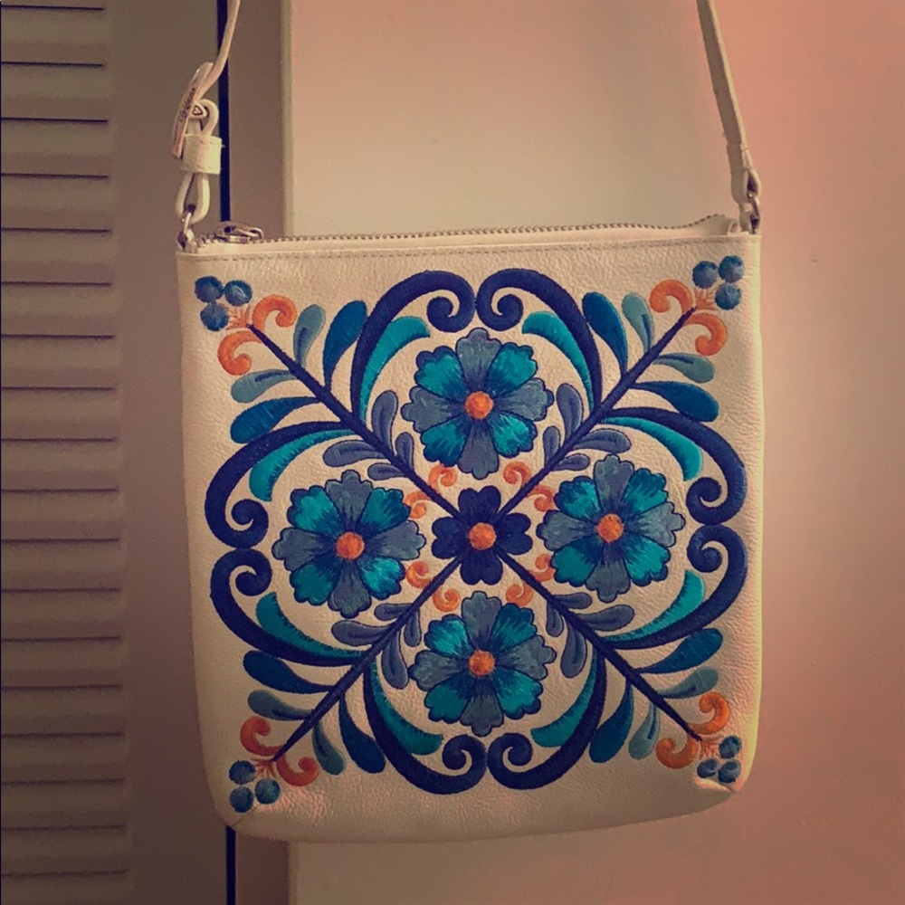 Crossbody embroidered flower Brighton bag